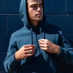 PLAIN BASIC ORGANIC HOODIE IN MAJOLICA BLUE